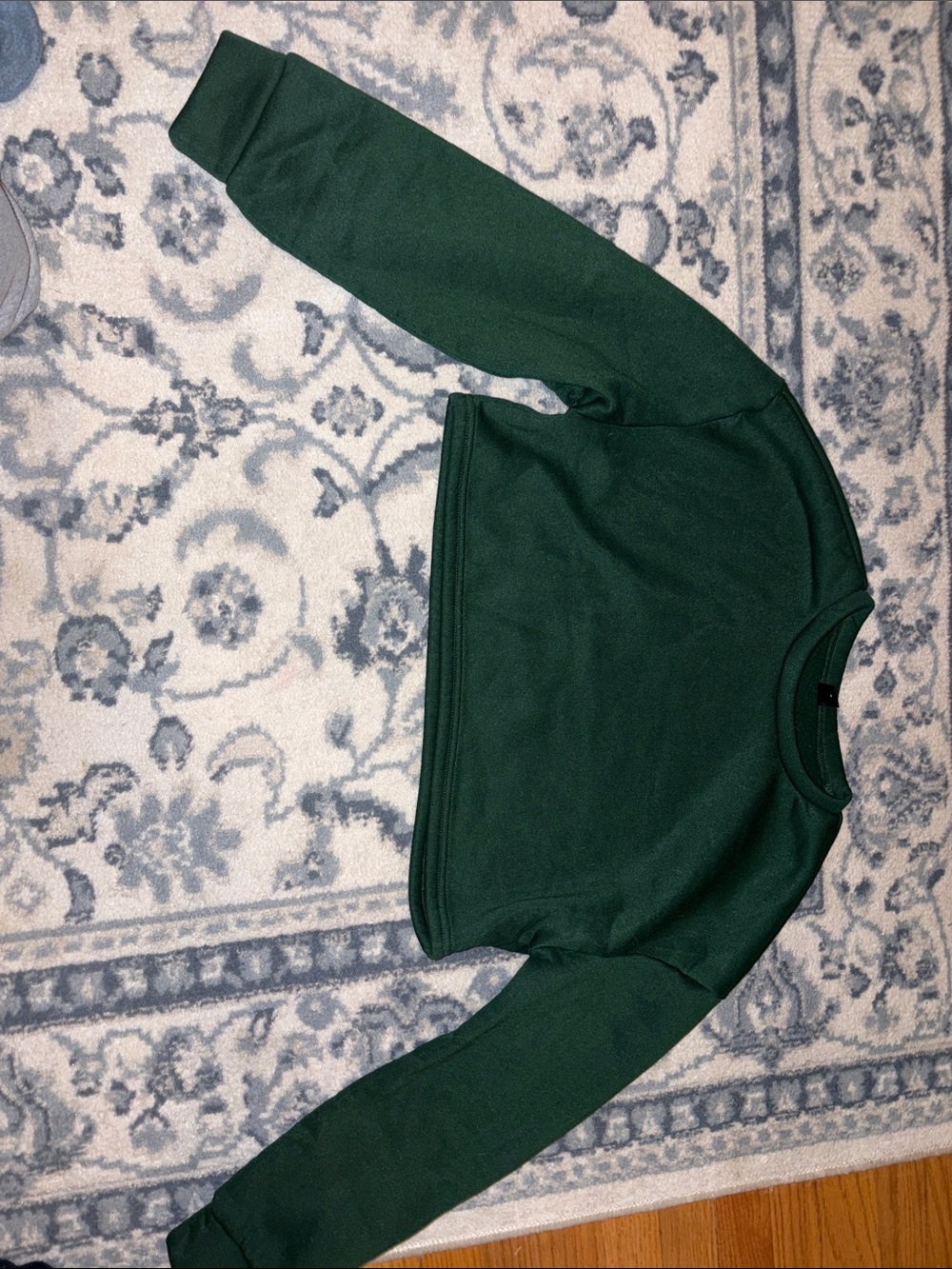 SHEIN Dark Green Women's Crewneck Sweater